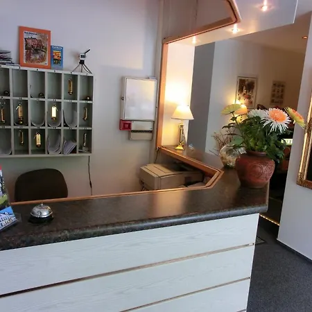 Hotel Hinz 3*